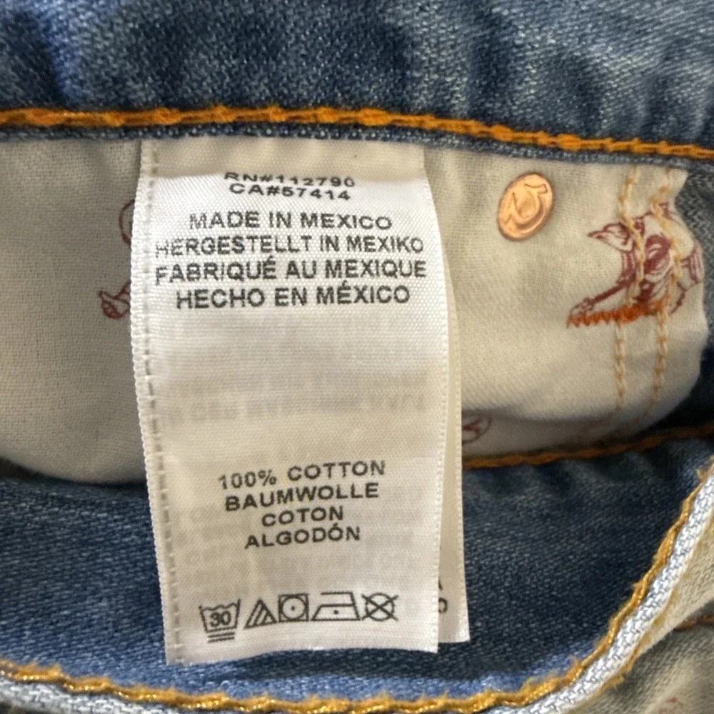True Religion World Tour sz 42 by 34 Distressed Destroyed Ripped Painted Jeans
